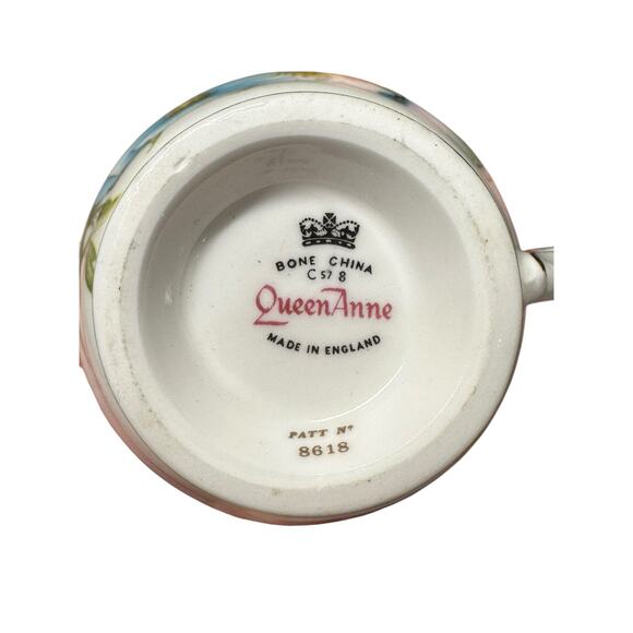 Vintage Queen Anne Bone China Porcelain Cup & Saucer with Blue Floral #8618 - Picture 10 of 11